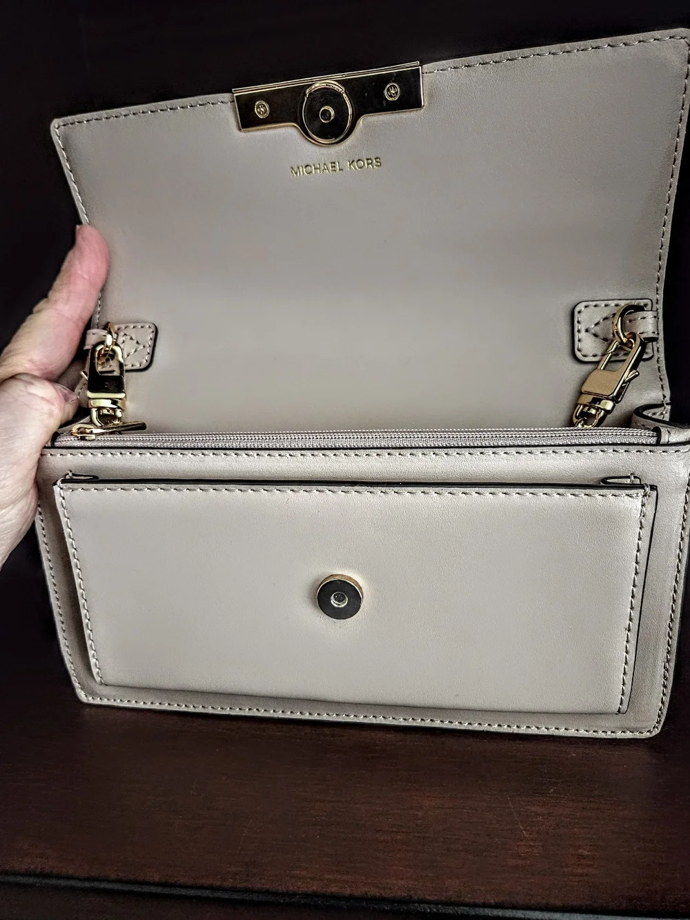Michael Kors Pale Pink Leather Crossbody with Gold Accent - Picture 4 of 7